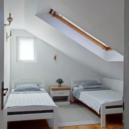 Apartment Mila Loft Center-free Parking