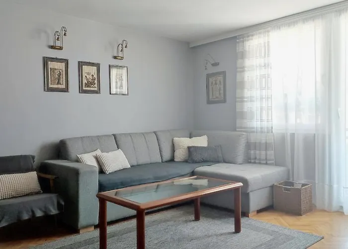 Mila Loft Center-free Parking 브라네